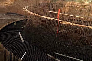 桦甸砼烟囱新建施工现场